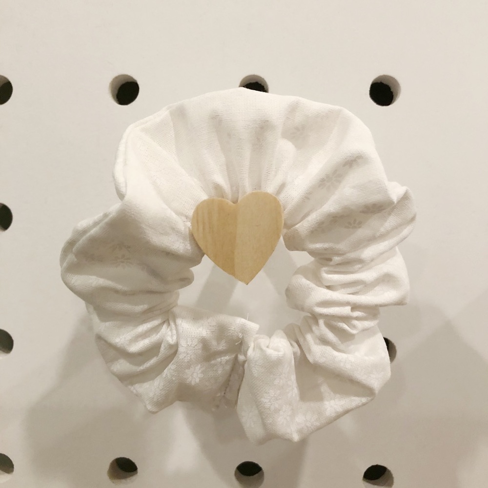 The Isabelle Scrunchie